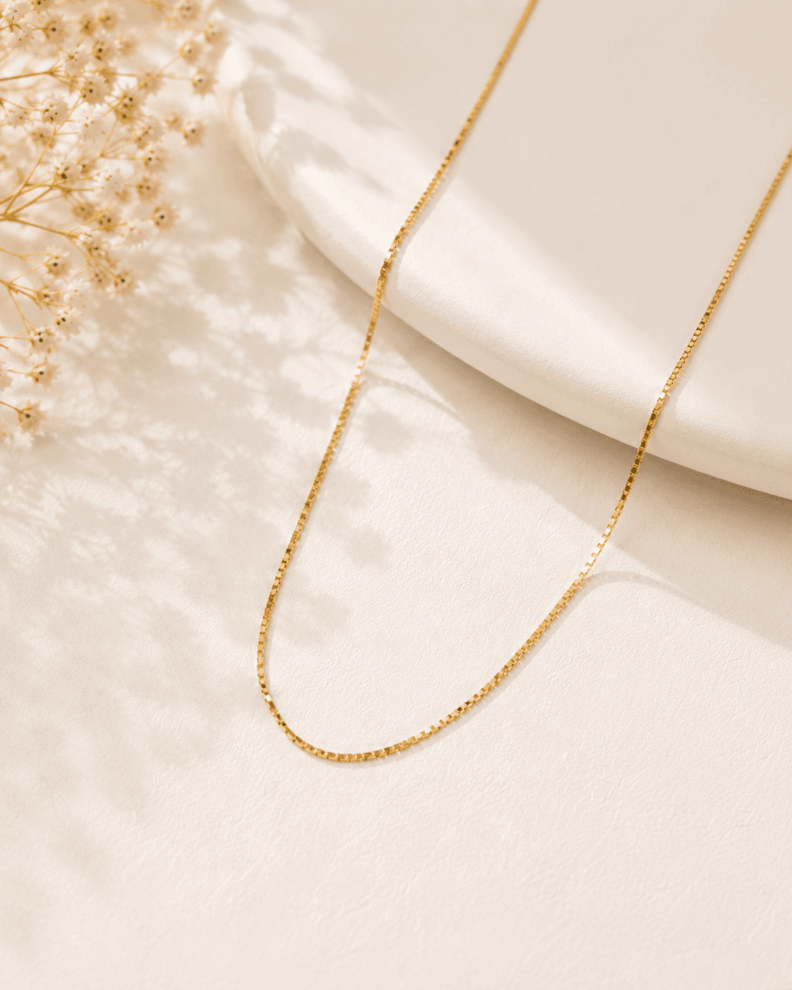 Lighweight & Plain 9KT Gold Chain